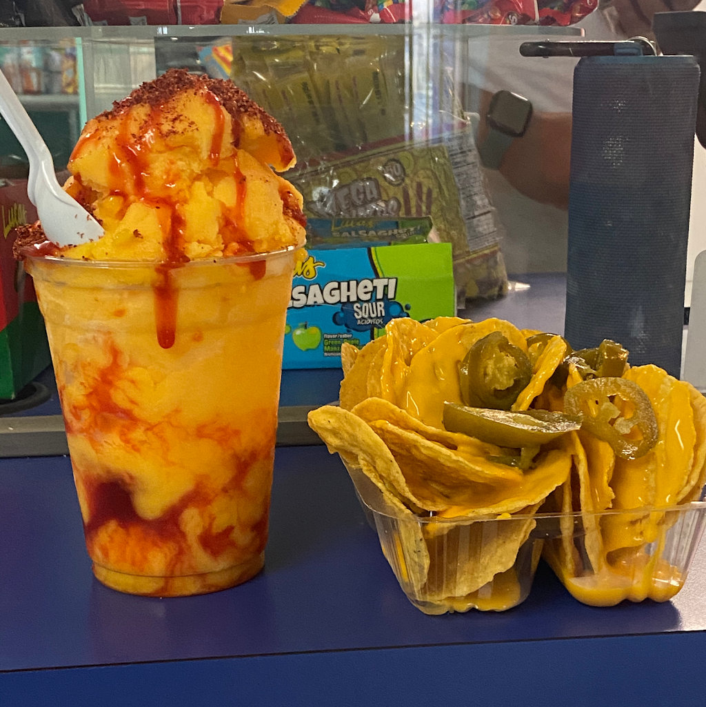 Chunky Monkeys Snack Shop | meal takeaway | 4710 S Hackberry, San Antonio, TX 78223, USA | 2102672514 OR +1 210-267-2514