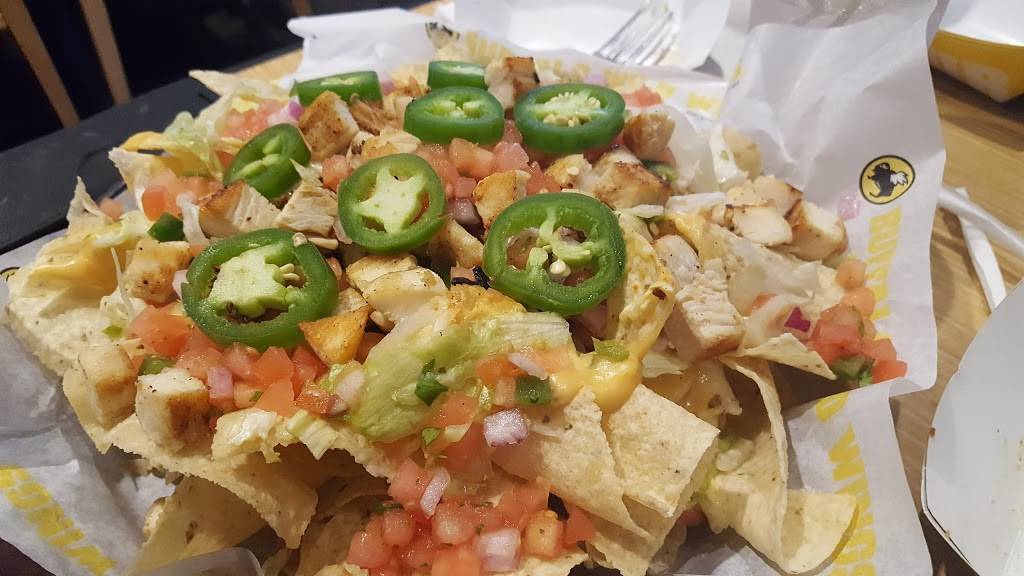 Buffalo Wild Wings | restaurant | 2747 Milwaukee Rd, Beloit, WI 53511, USA | 6083621520 OR +1 608-362-1520