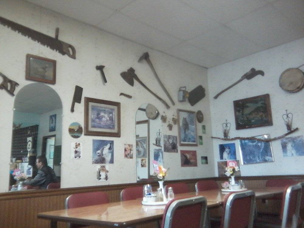 Kozy Korner | restaurant | 427 Grand Ave, Merrill, WI 54452, USA | 7159210761 OR +1 715-921-0761