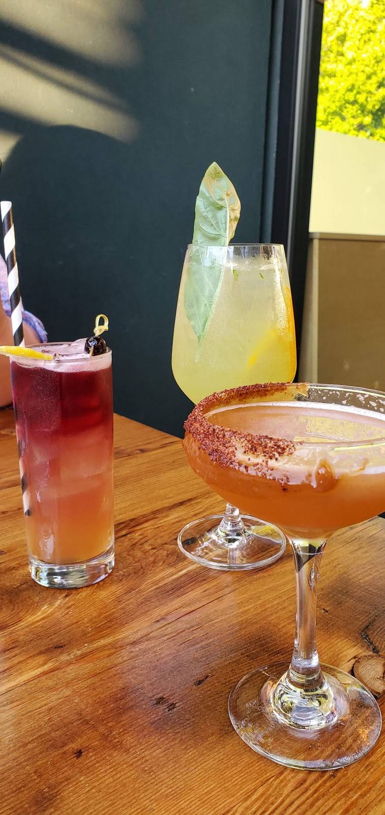 Top Hatters Kitchen and Bar | restaurant | 855 MacArthur Blvd, San Leandro, CA 94577, USA | 5107779777 OR +1 510-777-9777