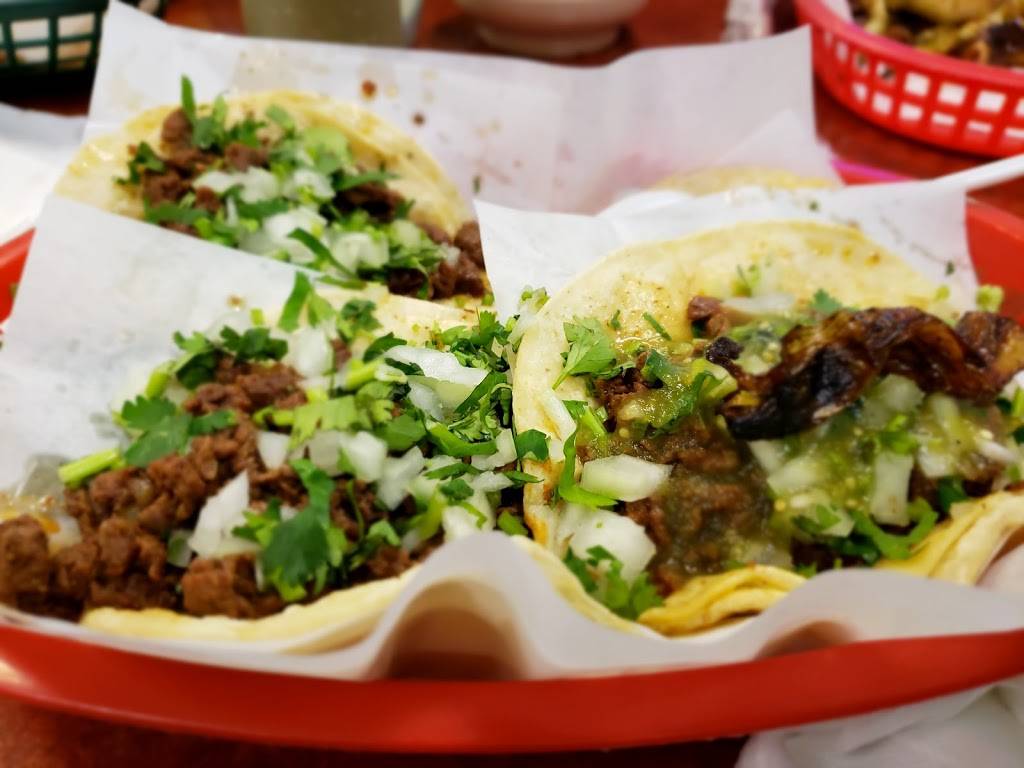 Taqueria Los Comales | restaurant | 1544 W 18th St, Chicago, IL 60608, USA | 3126662251 OR +1 312-666-2251