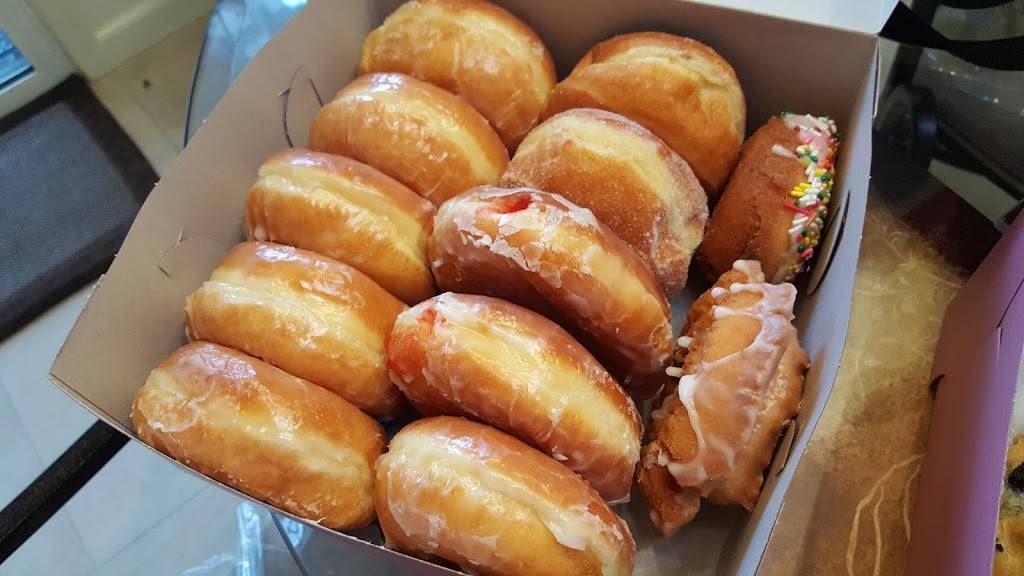 Wendis Donuts | cafe | 31654 Rancho Viejo Rd. St. B, San Juan Capistrano, CA 92675, USA | 9493881738 OR +1 949-388-1738