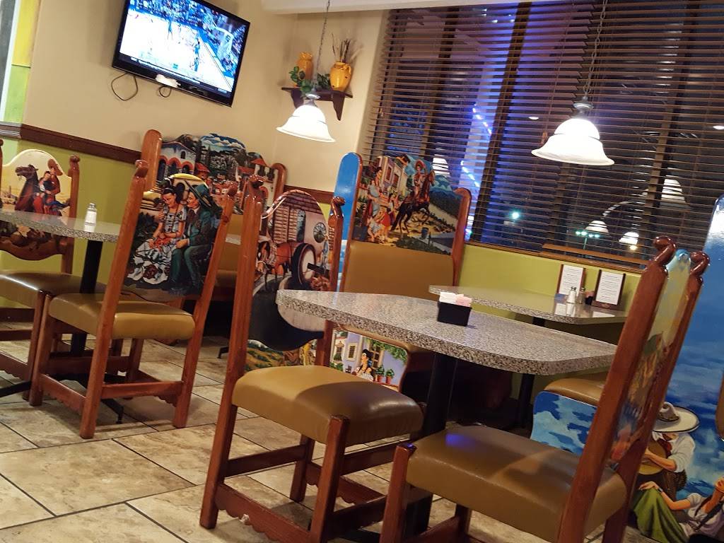 El Puerto | restaurant | 1008 S Burlington Ave, Hastings, NE 68901, USA | 4024620153 OR +1 402-462-0153