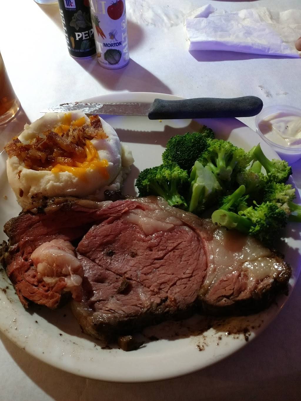 Ramble Inn | restaurant | 10311 Kinsman Rd, Newbury Township, OH 44065, USA | 4405641459 OR +1 440-564-1459