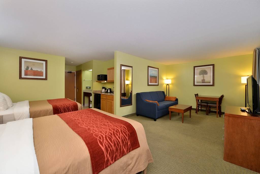 Comfort Inn & Suites Black River Falls I-94 | restaurant | W10170 WI-54 E, Black River Falls, WI 54615, USA | 7156703010 OR +1 715-670-3010