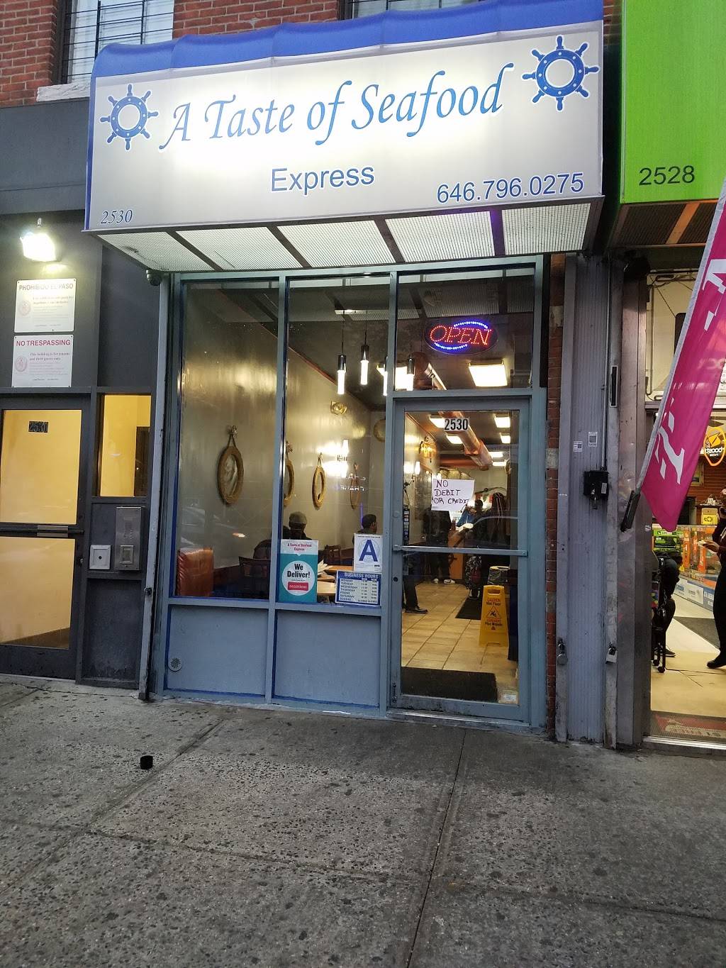 A Taste of Seafood | restaurant | 2530 Frederick Douglass Blvd, New York, NY 10037, USA | 2128660275 OR +1 212-866-0275