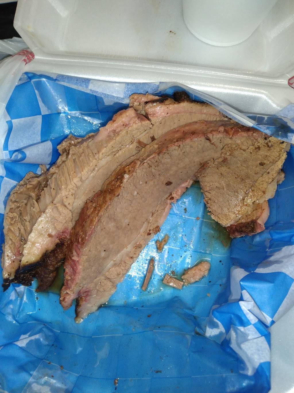 Travelers BBQ | restaurant | 8995 TN-22 s, Lexington, TN 38351, USA | 9519636415 OR +1 951-963-6415