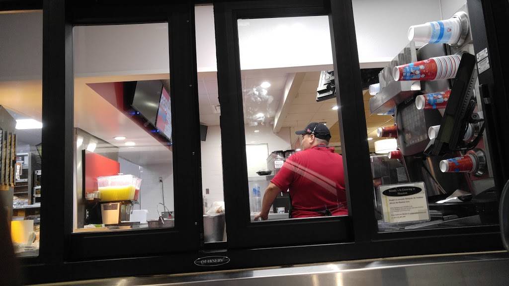 Wendys | restaurant | 12611 Louetta Rd, Cypress, TX 77429, USA | 2816774695 OR +1 281-677-4695