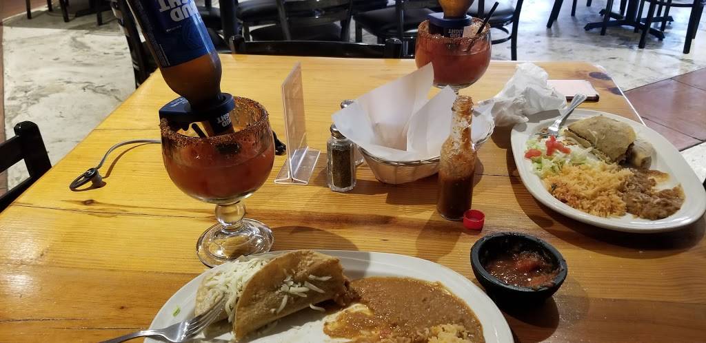 El Trocadero Steak House | restaurant | 24274 Main St, Newhall, CA 91321, USA | 6612846615 OR +1 661-284-6615