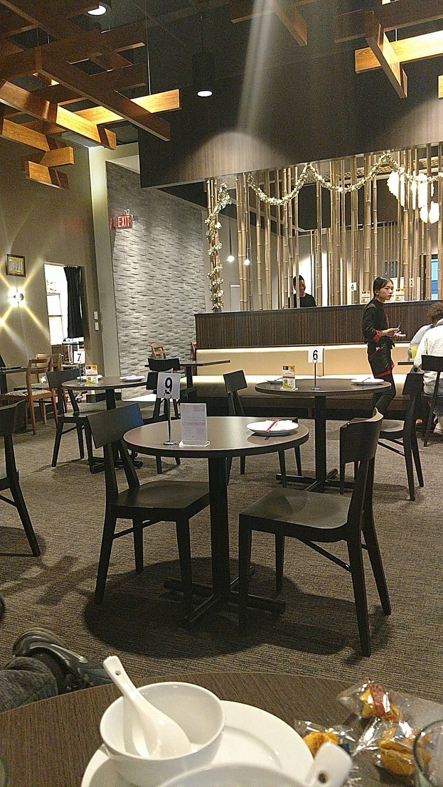 Taste of the World | restaurant | 400 Fuyao Avenue, Moraine, OH 45439, USA | 9378132434 OR +1 937-813-2434