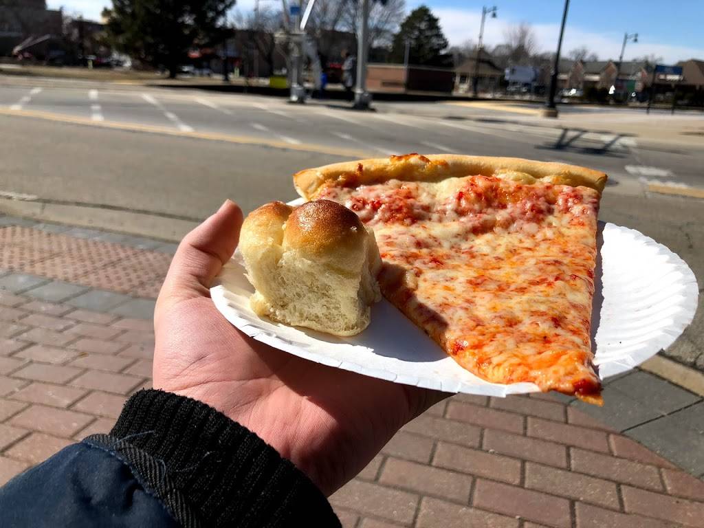 Thats Amore Pizza | restaurant | 105 N Main St, Crystal Lake, IL 60014, USA | 8154447200 OR +1 815-444-7200