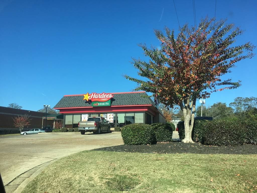 Hardees | restaurant | 1001 W Beacon St, Philadelphia, MS 39350, USA | 6016560964 OR +1 601-656-0964