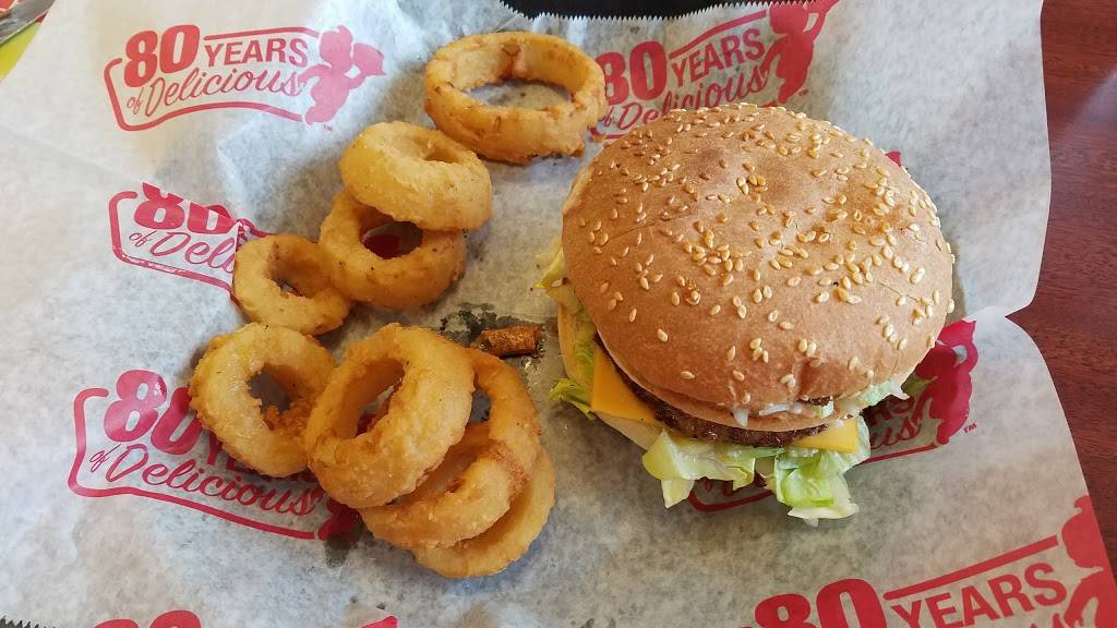 Big Boy | restaurant | 3961 24th Ave, Fort Gratiot Twp, MI 48059, USA | 8109859691 OR +1 810-985-9691