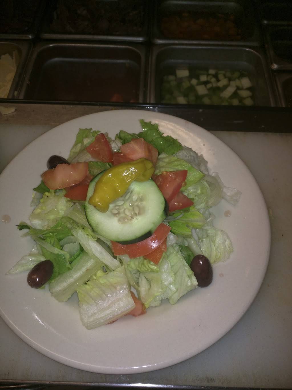 Armands Pizzeria | restaurant | 346 Yorktown Shopping Center, Lombard, IL 60148, USA | 6307853155 OR +1 630-785-3155