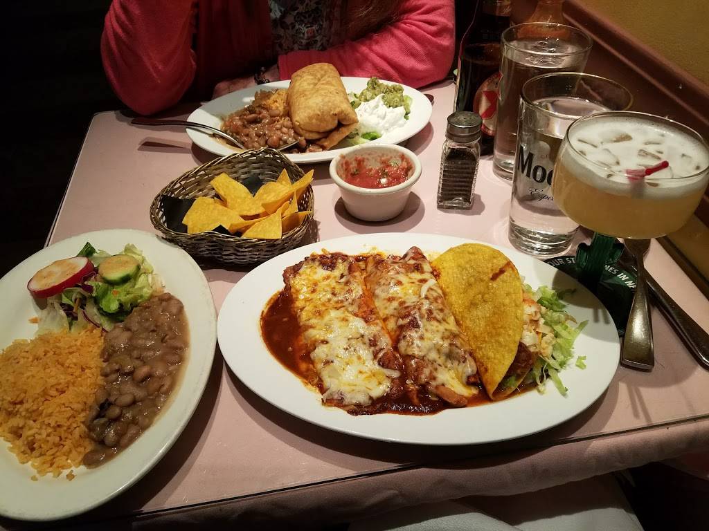 Mamasita Bar & Grill | restaurant | 818 10th Ave, New York, NY 10019, USA | 2123159444 OR +1 212-315-9444
