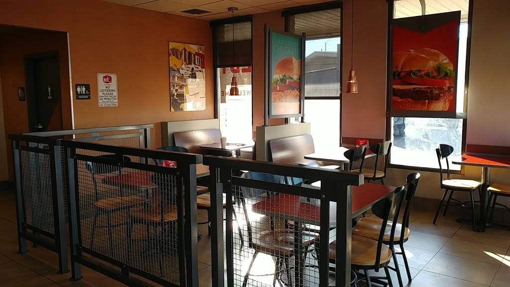 Jack in the Box | restaurant | 17017 N Cave Creek Rd, Phoenix, AZ 85032, USA | 6029719496 OR +1 602-971-9496