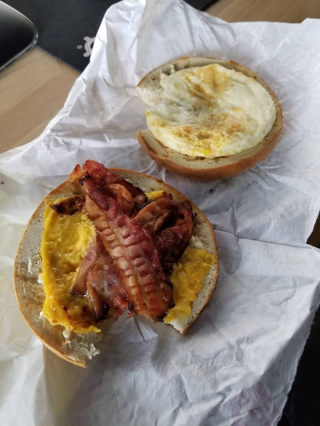 Dunkin Donuts | cafe | 419 S Joliet Rd, Bolingbrook, IL 60440, USA | 8152158266 OR +1 815-215-8266