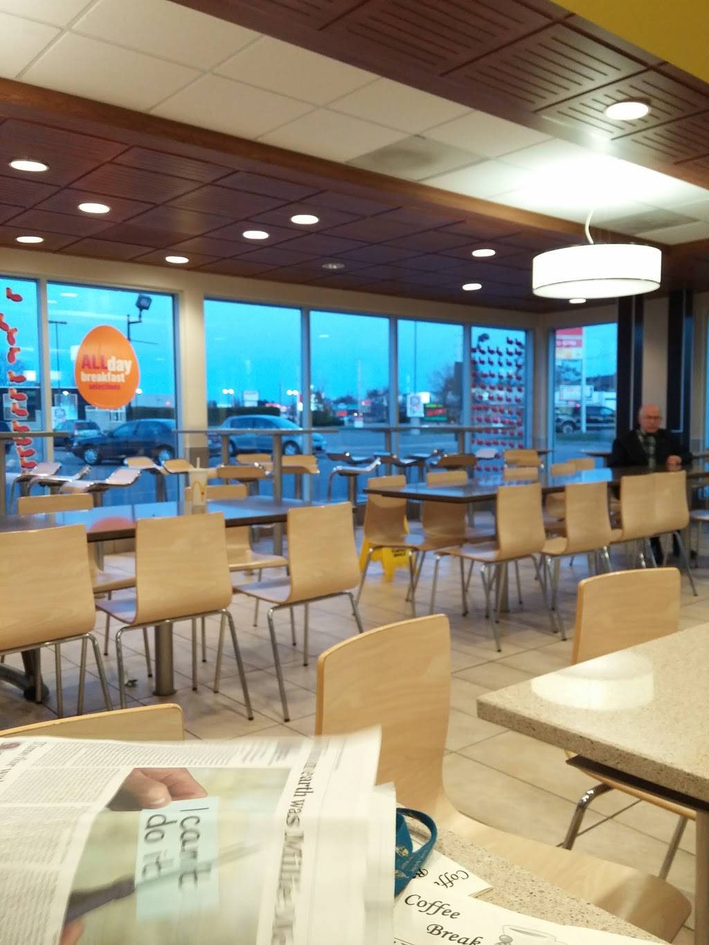 McDonalds | cafe | 805 Pembroke St E, Pembroke, ON K8A 3M3, Canada | 6137355635 OR +1 613-735-5635