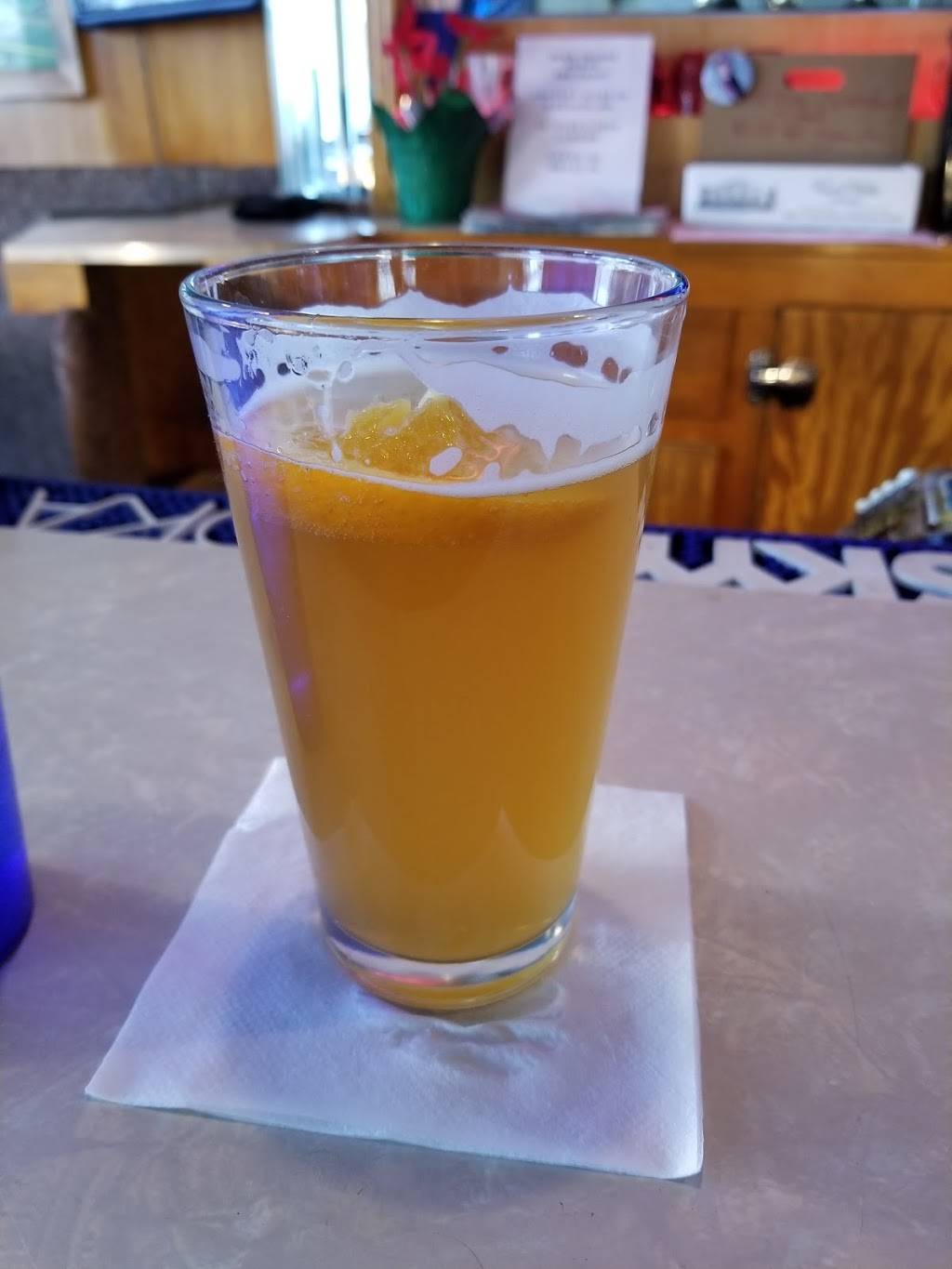 Pirates Cove | restaurant | 727 1st St, Menominee, MI 49858, USA | 9068633005 OR +1 906-863-3005