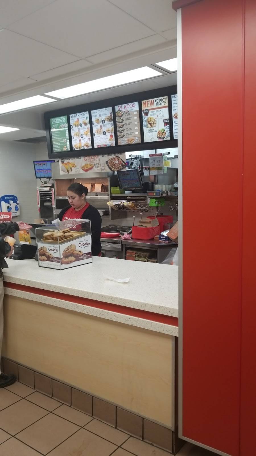 Del Taco | meal takeaway | 2201 Palo Verde Ave, Long Beach, CA 90815, USA | 5624303973 OR +1 562-430-3973