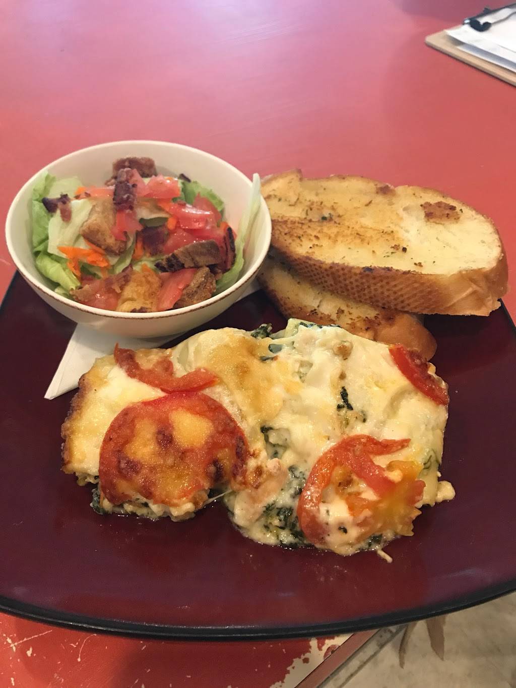 Bristol Cafe and Market | restaurant | 2600 Volunteer Pkwy, Bristol, TN 37620, USA | 4236520771 OR +1 423-652-0771