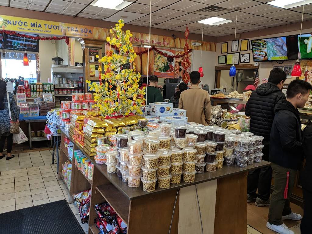 Ba Le Restaurant | meal takeaway | 1052 Dorchester Ave, Dorchester, MA 02125, USA | 6172657171 OR +1 617-265-7171