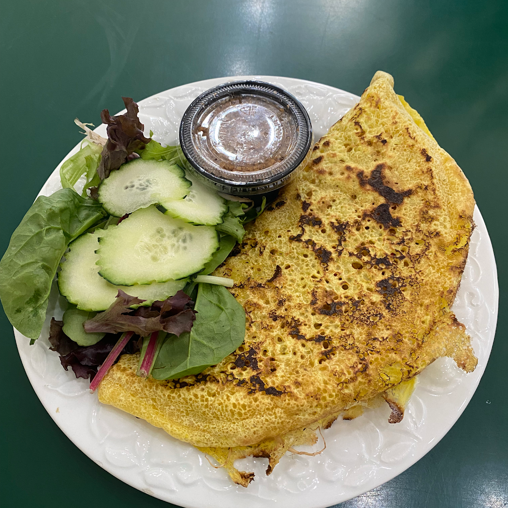 Dahvi’s Kitchen | restaurant | 349 S Main St, Willits, CA 95490, USA | 7073546777 OR +1 707-354-6777