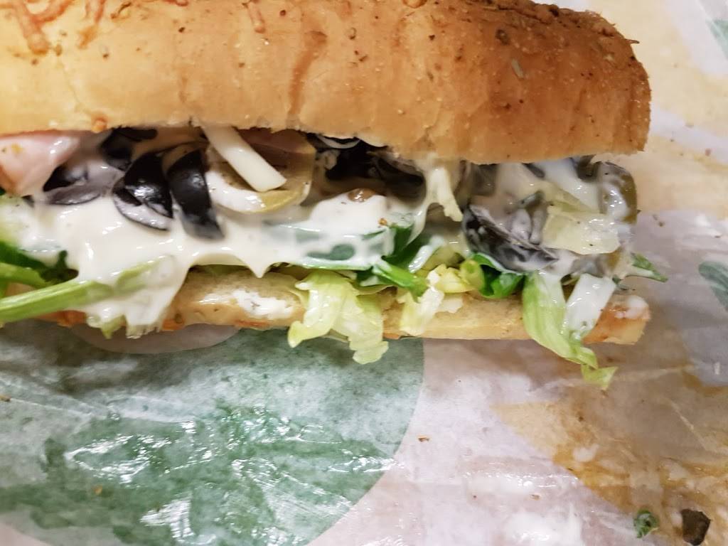 Subway | restaurant | 7777 Keele St, Concord, ON L4K 1Y7, Canada | 9056609256 OR +1 905-660-9256