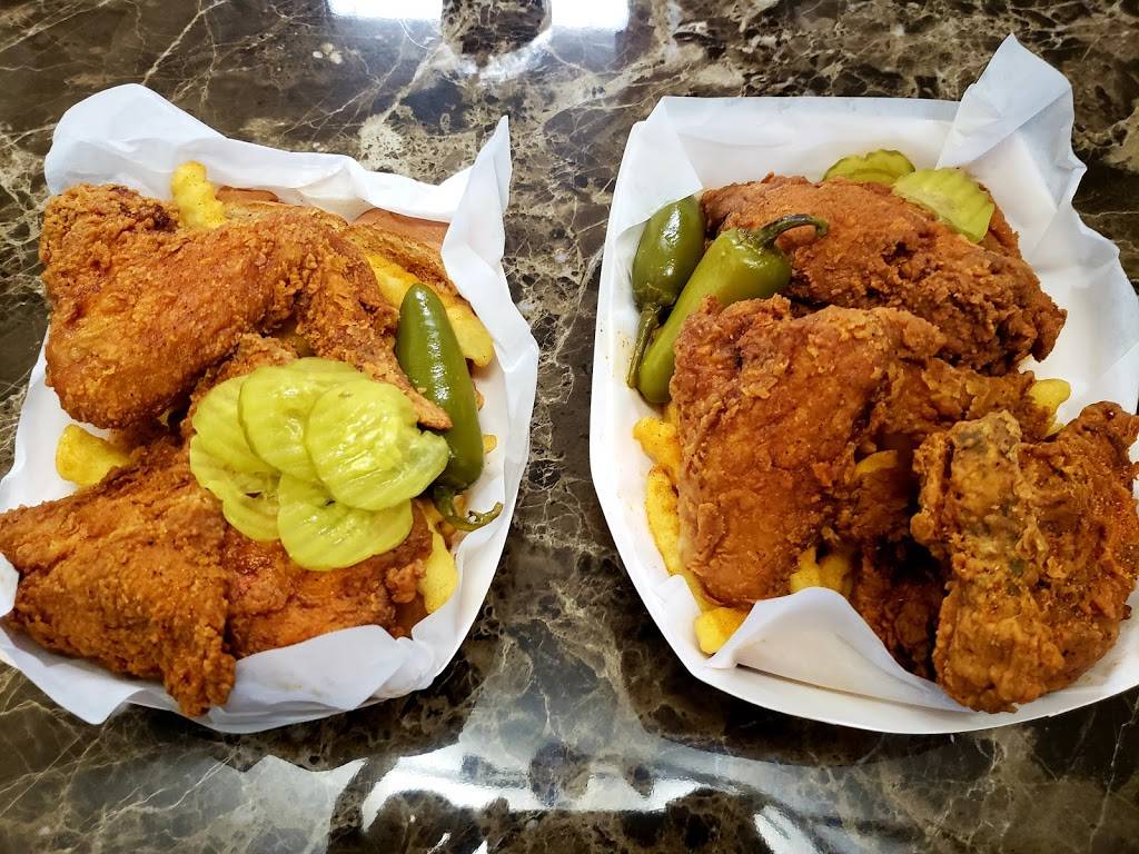 Daddy Macs Chicken | restaurant | 1050 N Westmoreland Rd, Dallas, TX 75211, USA | 4698281999 OR +1 469-828-1999