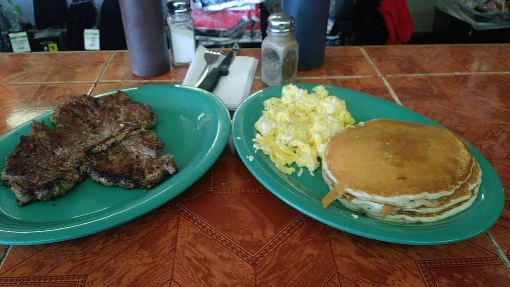 Rockys Pancake House | bakery | 2948 E 83rd St, Chicago, IL 60617, USA | 7737316694 OR +1 773-731-6694