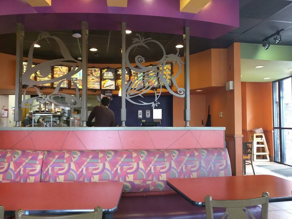 Taco Bell | meal takeaway | 1420 Howard St, Madera, CA 93637, USA | 5596618343 OR +1 559-661-8343