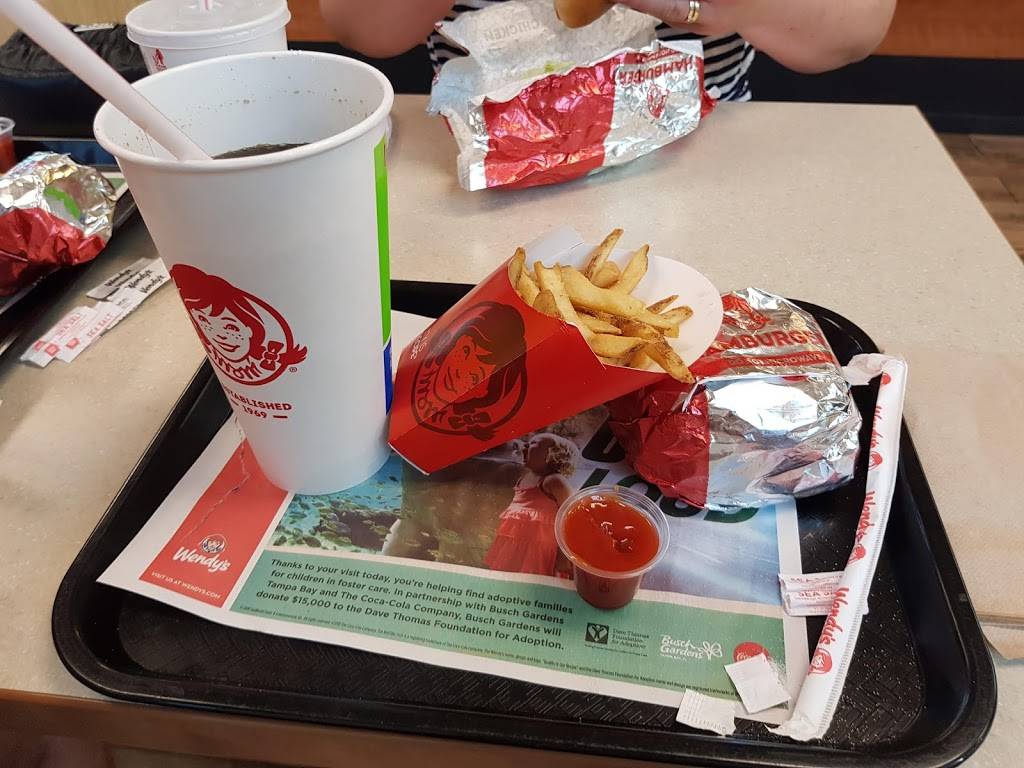 Wendys | restaurant | 99700 S, Overseas Hwy, Key Largo, FL 33037, USA | 3057835198 OR +1 305-783-5198