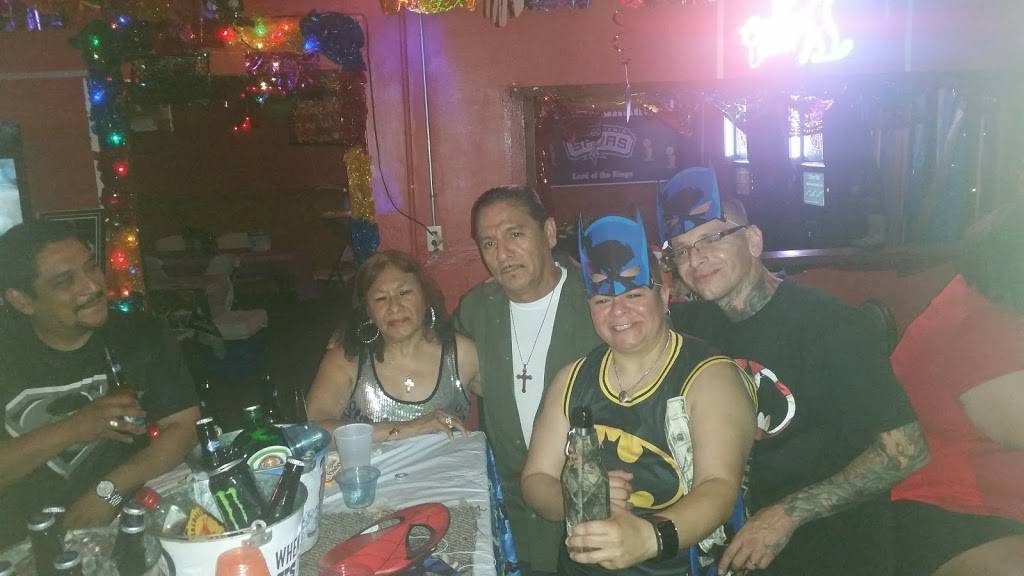 El Torero | restaurant | 3407 S Presa St, San Antonio, TX 78210, USA | 2103753825 OR +1 210-375-3825