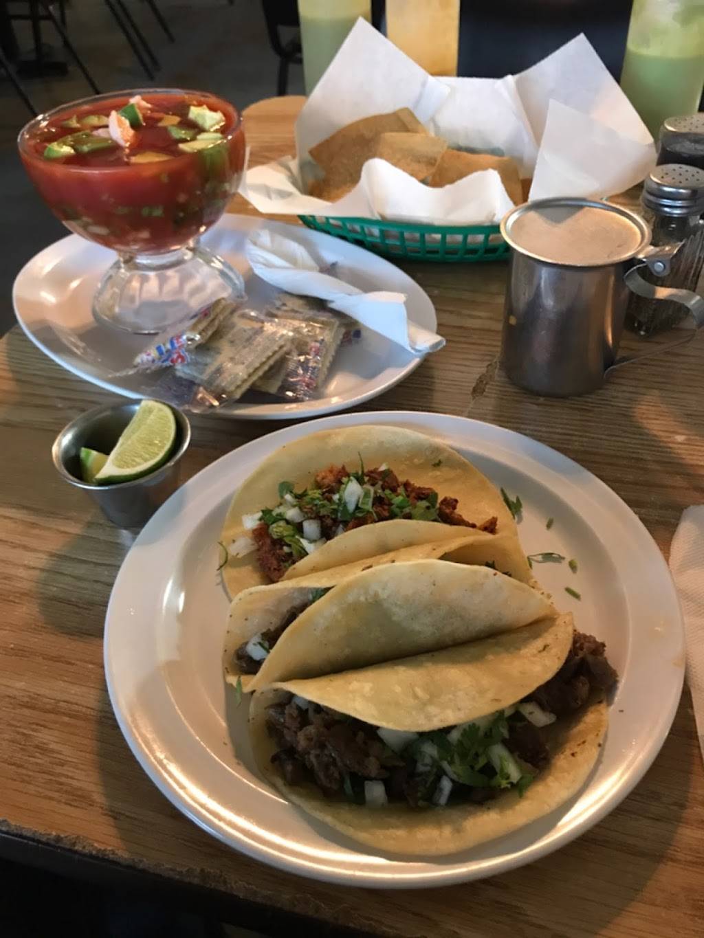 Taqueria Daysis Y Mariscos | restaurant | 101 5th St, Winfield, TX 75493, USA | 9035242404 OR +1 903-524-2404