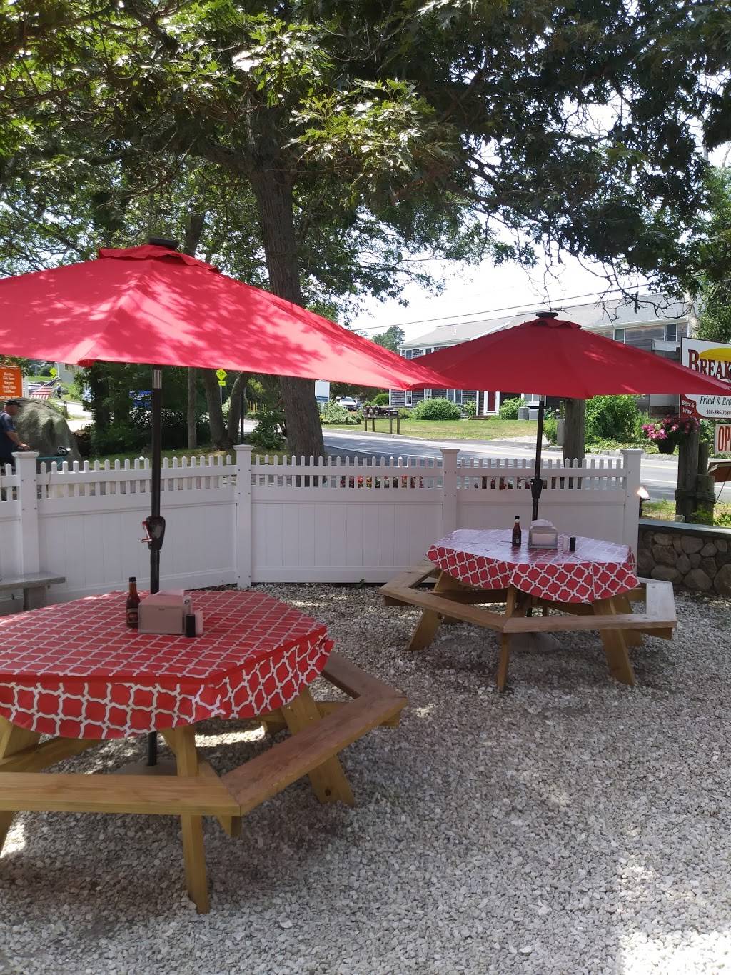 Breakwater Fish & Lobster Market | restaurant | 235 Underpass Rd, Brewster, MA 02631, USA | 5088967080 OR +1 508-896-7080