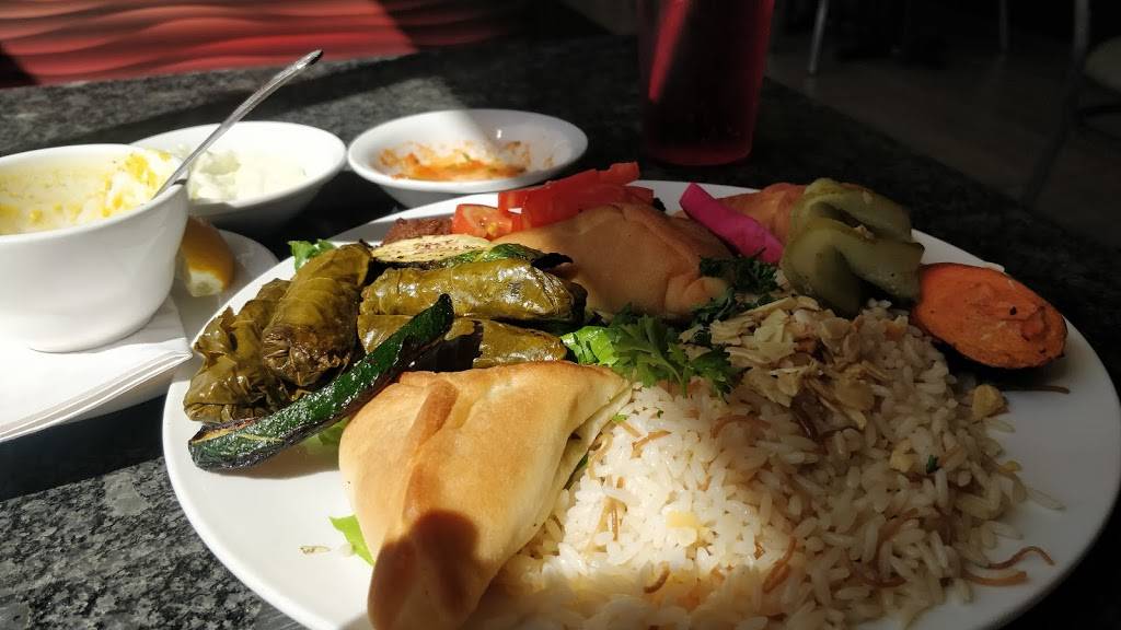 K & M Shish Palace | restaurant | 2751 University Dr, Auburn Hills, MI 48326, USA | 2489184453 OR +1 248-918-4453