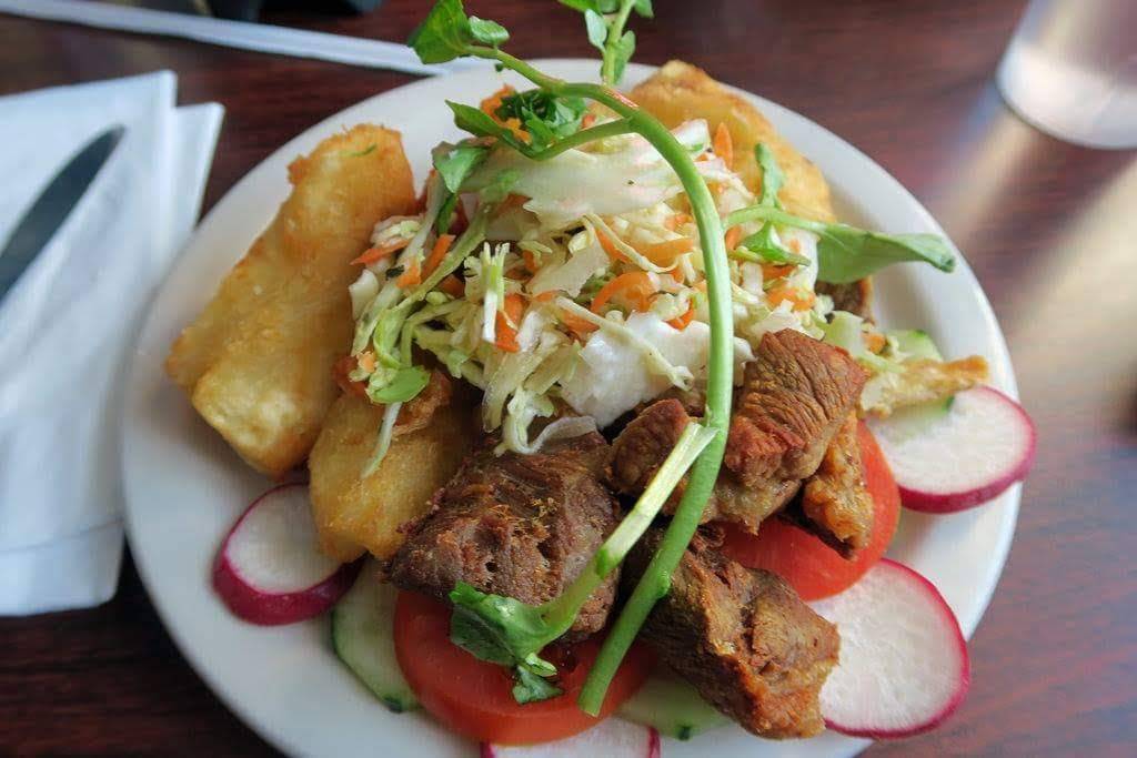 Nenas Restaurant | restaurant | 3459 Mission St, San Francisco, CA 94110, USA | 4152858985 OR +1 415-285-8985