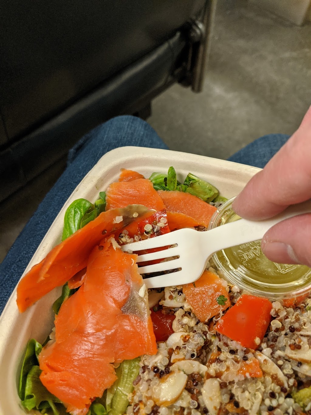 Hannahs Bretzel | meal delivery | 107 S Franklin St, Chicago, IL 60606, USA | 3126211111 OR +1 312-621-1111