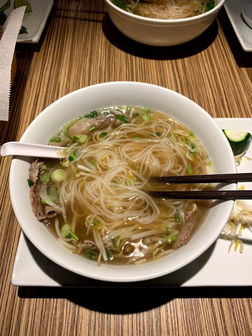 Basilic Vietnamese Grill | restaurant | 6592 W Atlantic Ave, Delray Beach, FL 33446, USA | 5612702951 OR +1 561-270-2951