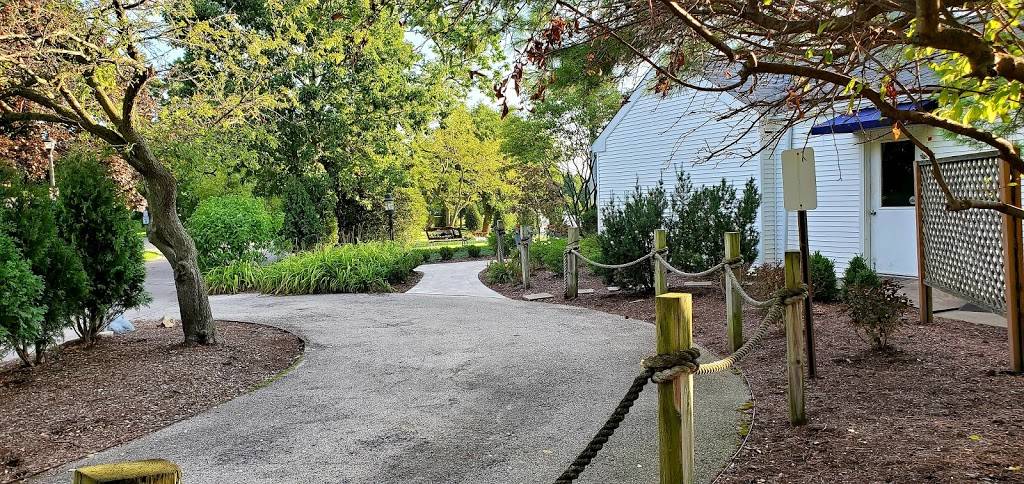 Wilmette Harbor Club | restaurant | 20 Harbor Dr, Wilmette, IL 60091, USA | 8472514234 OR +1 847-251-4234