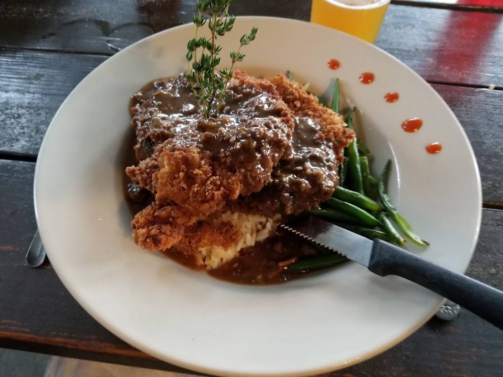 Moosehead Grill | restaurant | 1807 Montford Dr, Charlotte, NC 28209, USA | 7045254088 OR +1 704-525-4088