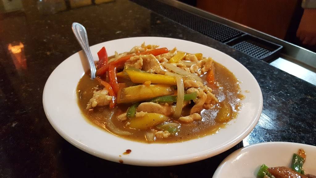 Golden Wok | restaurant | 8822 Wurzbach Rd, San Antonio, TX 78240, USA | 2106158282 OR +1 210-615-8282
