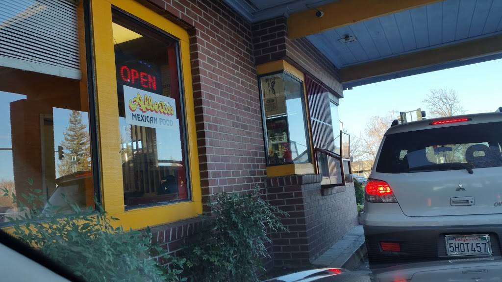 Albertos Mexican Food | restaurant | 24 W Yokuts Ave, Stockton, CA 95207, USA | 2099515858 OR +1 209-951-5858