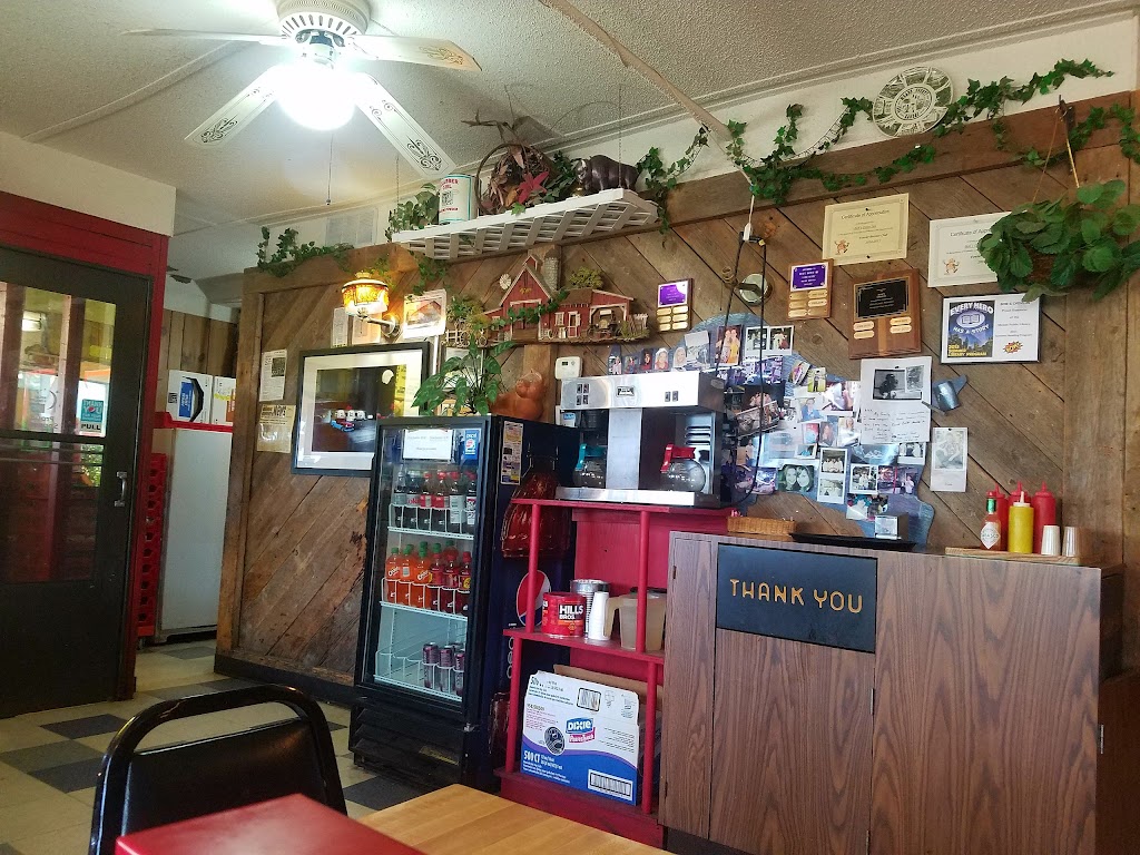 Bobs Drive-In | restaurant | 801 Carthage St, Meade, KS 67864, USA | 6208732862 OR +1 620-873-2862