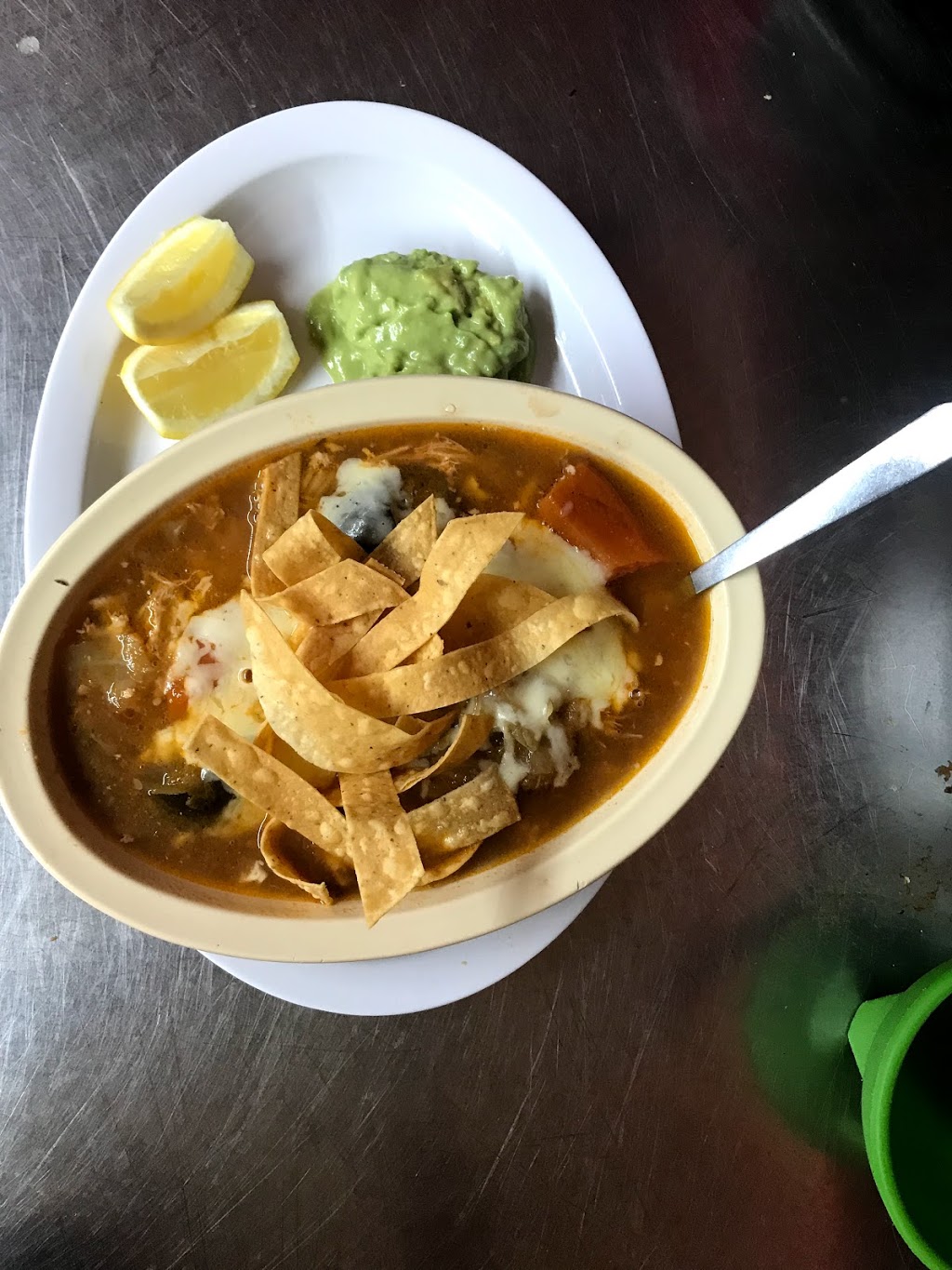 Rolandos Super Tacos | restaurant | 919 W Hildebrand Ave, San Antonio, TX 78201, USA | 2105495950 OR +1 210-549-5950