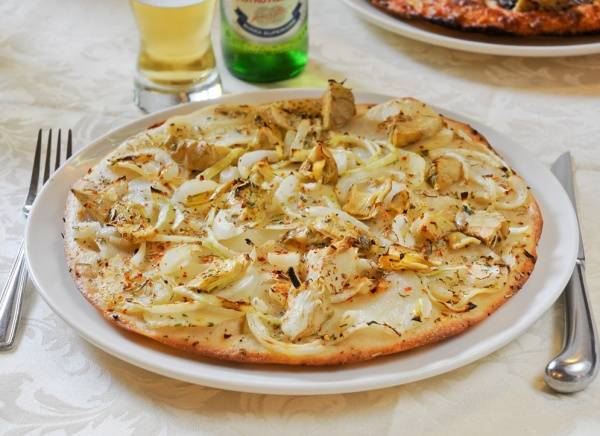 Camarras | restaurant | 2899 Dufferin St, North York, ON M6B 3S7, Canada | 4167893221 OR +1 416-789-3221