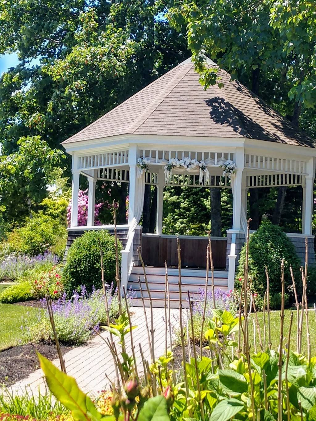 The Haversham | restaurant | 336 Post Rd, Westerly, RI 02891, USA | 4013221717 OR +1 401-322-1717