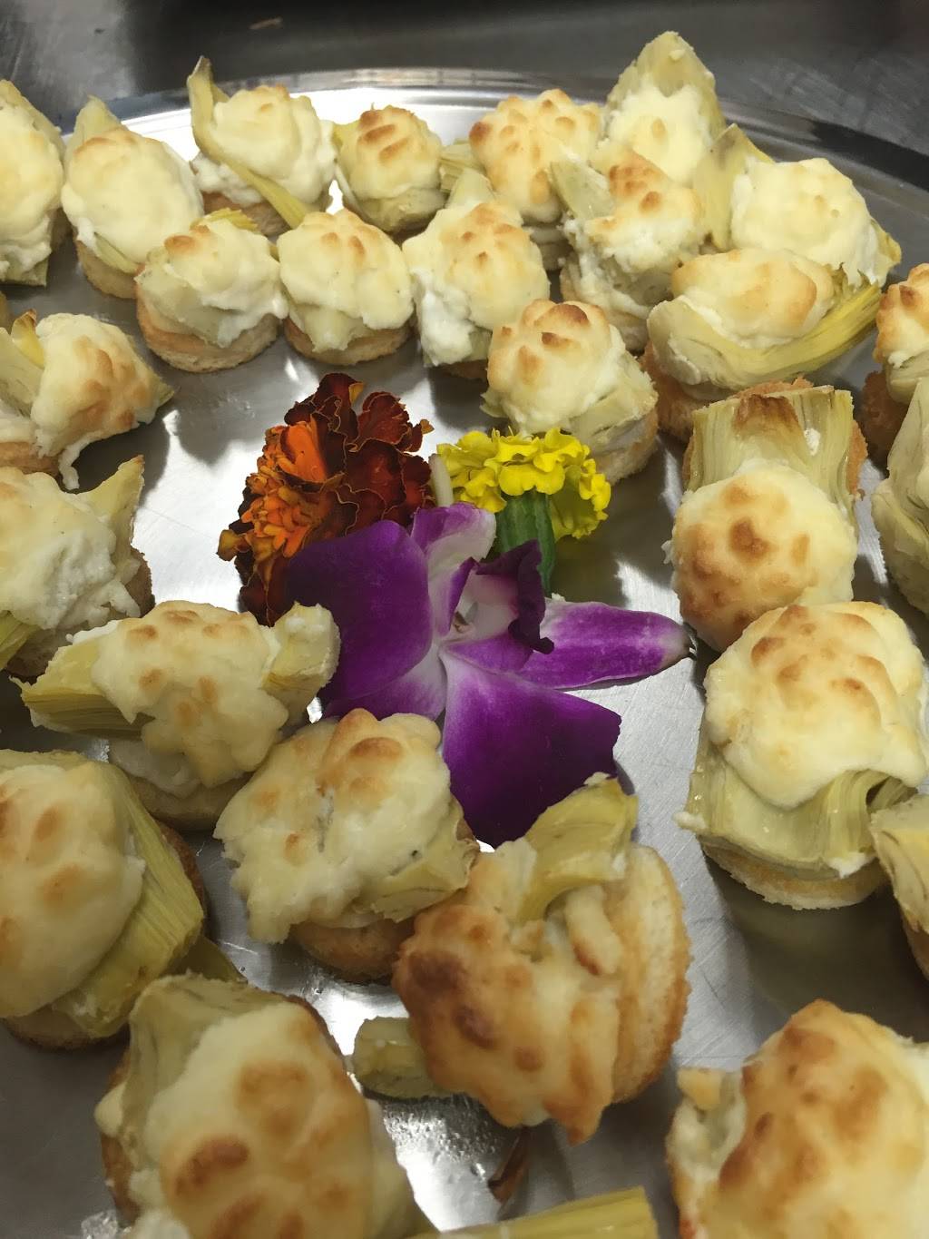 Bauers Catering | restaurant | 1414 N Milwaukee Ave, Libertyville, IL 60048, USA | 8478169900 OR +1 847-816-9900