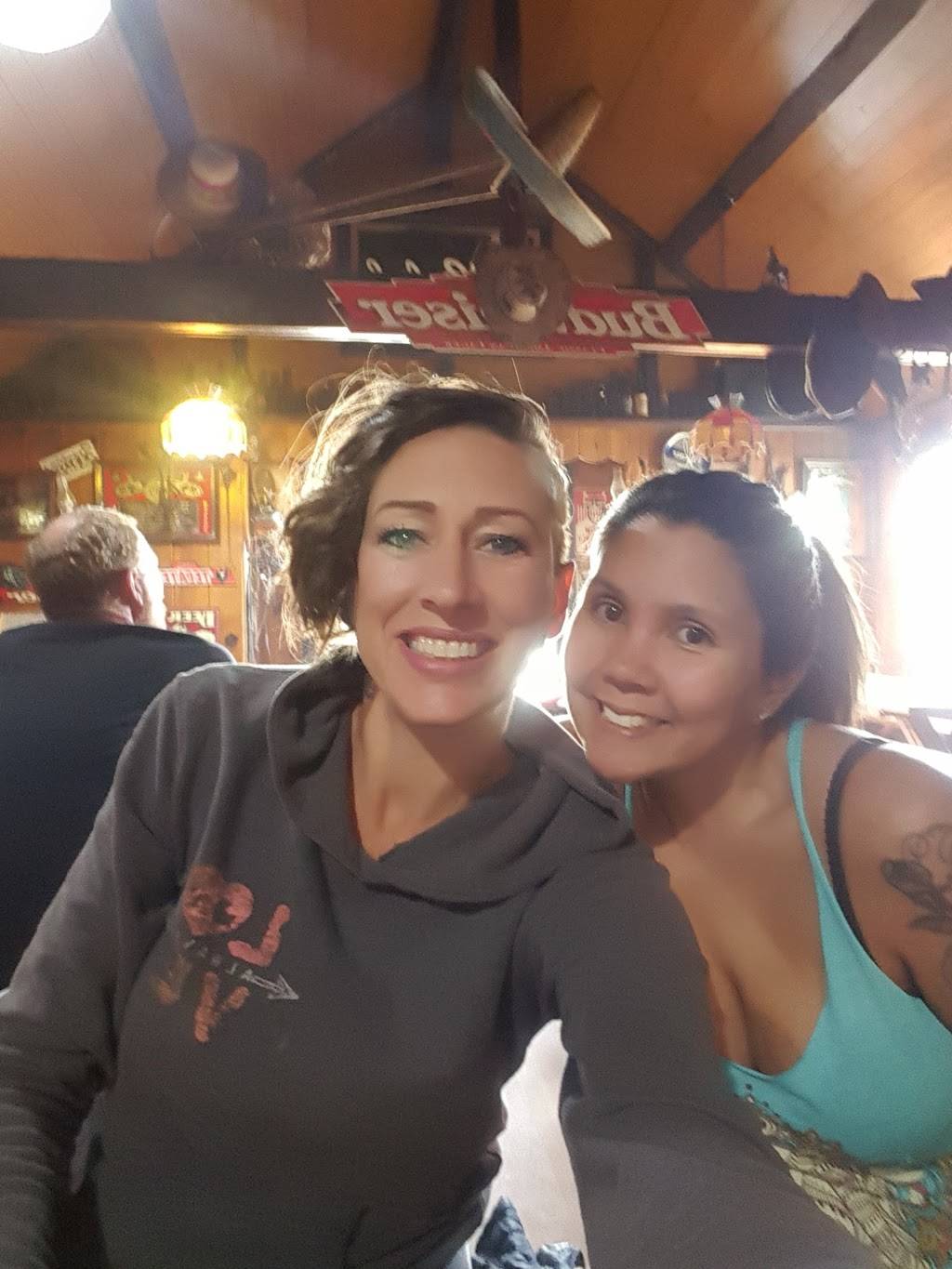 BJs Restaurant and Sandwich Shop | restaurant | 110 E Big Bear Blvd, Big Bear, CA 92314, USA | 9095852938 OR +1 909-585-2938