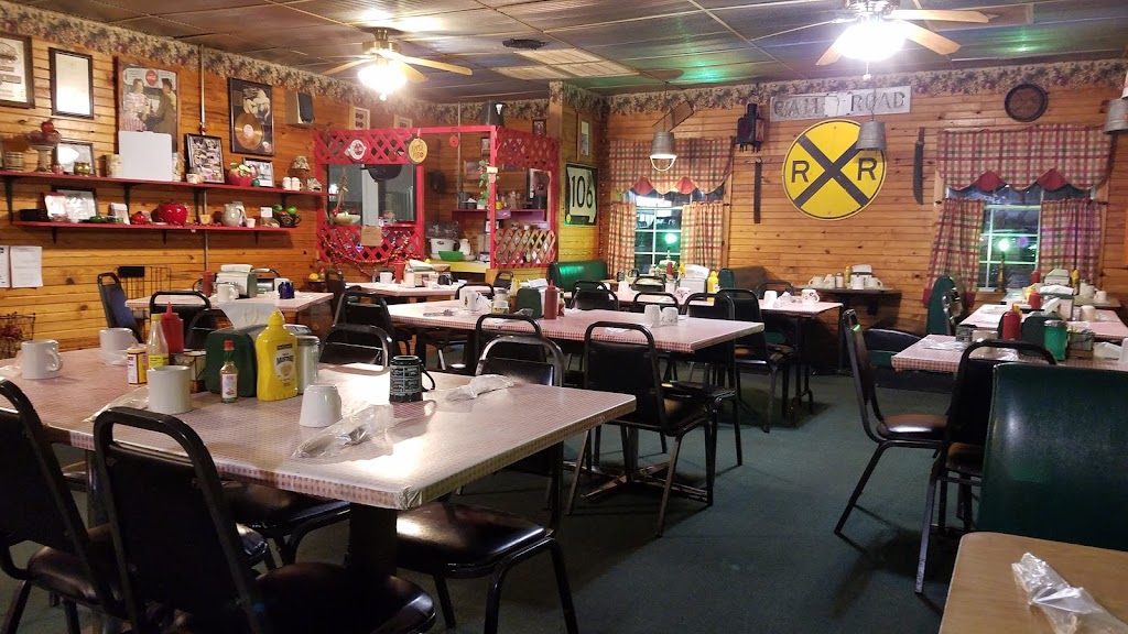 Flossies Apple Barrell | restaurant | Winona, MO 65588, USA | 5733258273 OR +1 573-325-8273